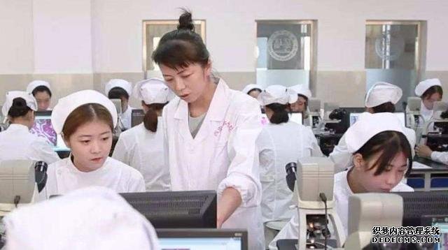 女孩大学金饭碗专业有哪些?含金量高最适合女生的专业排名及介绍